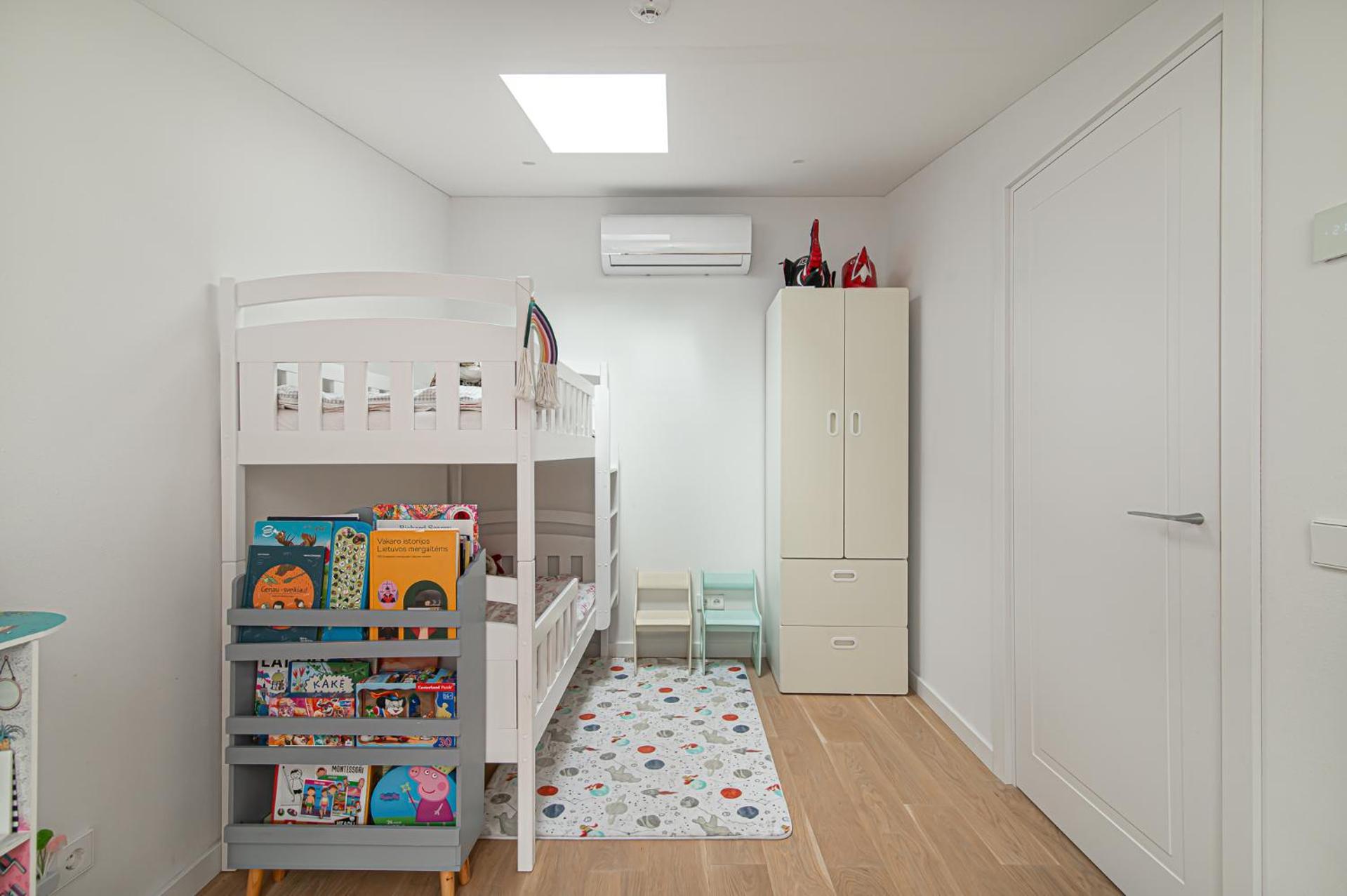 Apartment Spacious & Stylish In Center *